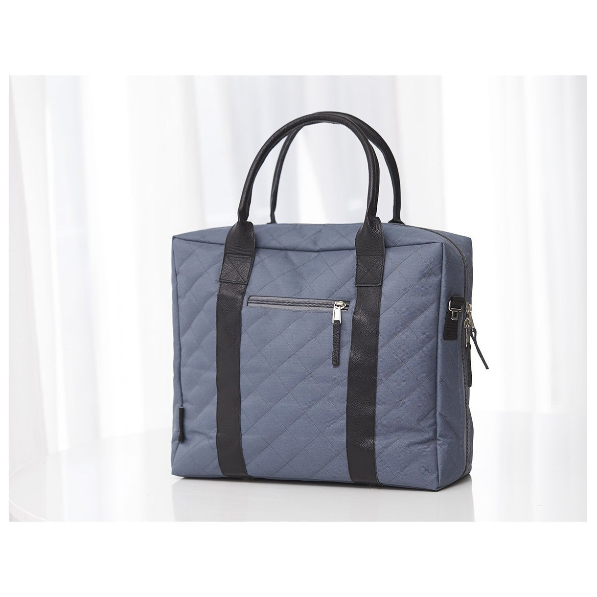 Sac à douleur, bleu de poussière