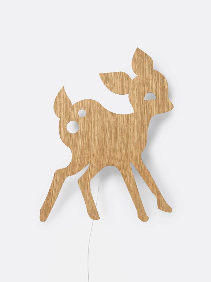 Lampe murale, cerf, chêne huilé